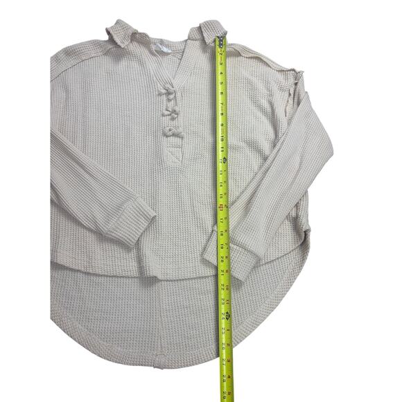 Fantastic Fawn Beige Waffle Knit Henley Top Women’s Size M Long Sleeve Boho - Picture 3 of 7